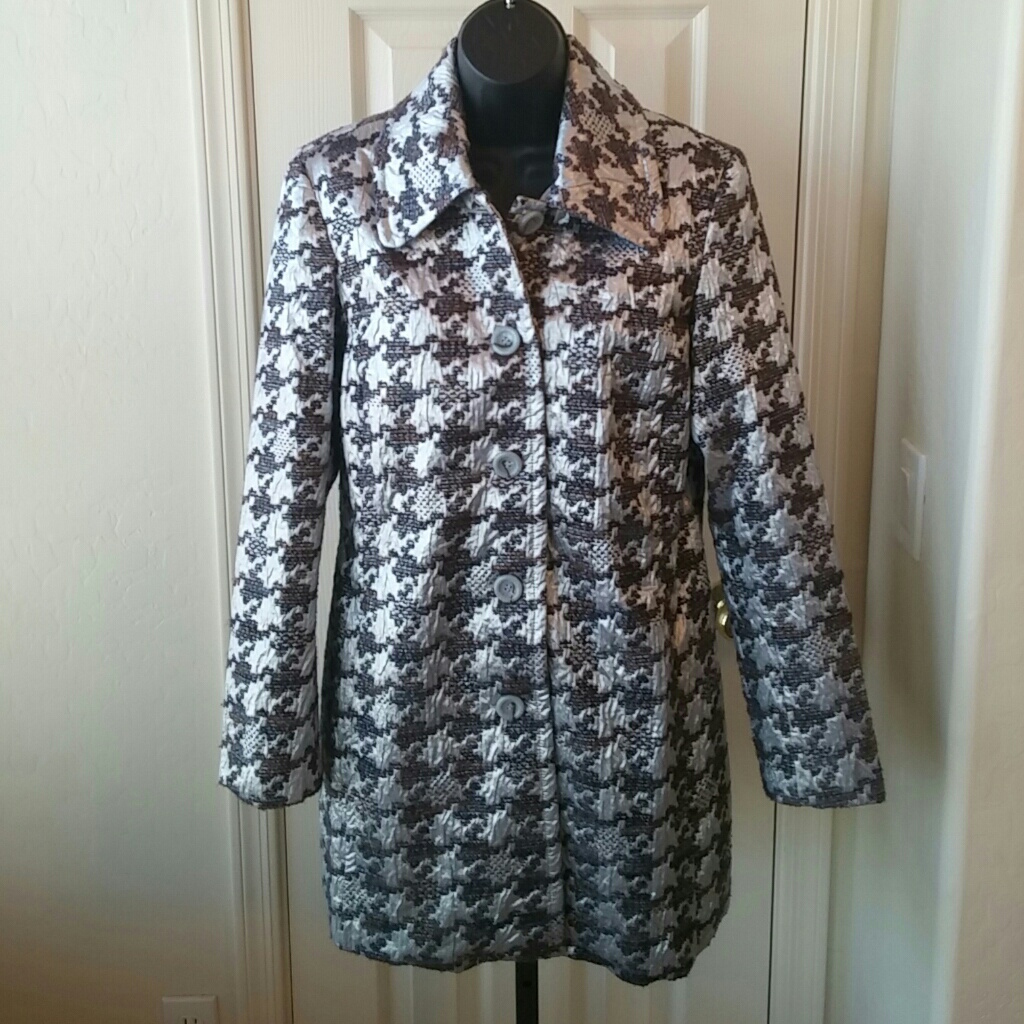 Erin By Erin London Coat